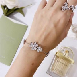 Picture of Van Cleef Arpels Bracelet _SKUVanCleef&Arpelsbracelet12108416252